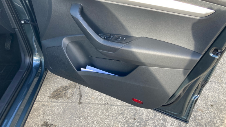 Skoda Karoq 1.5 TSI SE Technology 5dr Petrol Estate